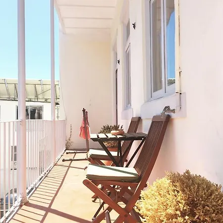 Appartement Almirante Reis