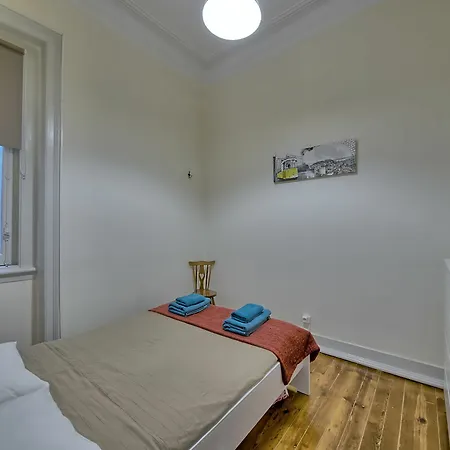 Almirante Reis Apartmán *
